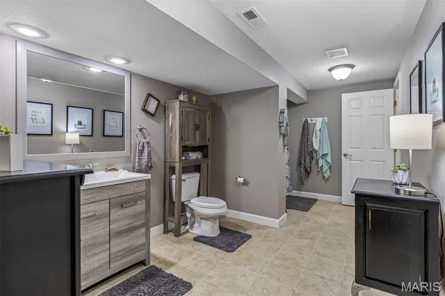 $465,000 | 200 Timber Lane, Farmington, MO 63640