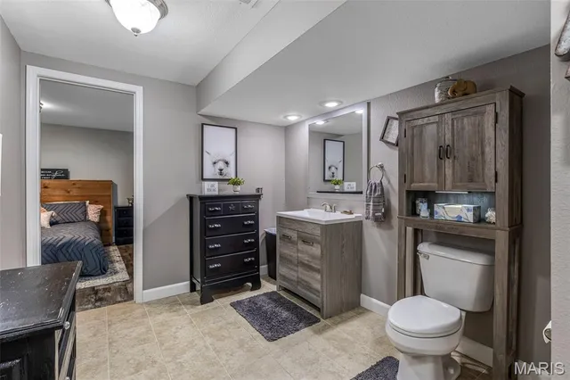 $465,000 | 200 Timber Lane, Farmington, MO 63640