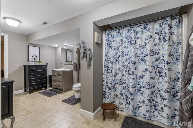 $465,000 | 200 Timber Lane, Farmington, MO 63640