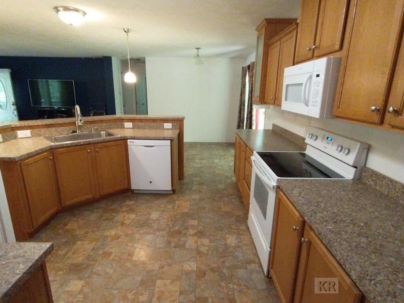 1050 North Hockaday Road Gladwin, MI 48624 - Photo 10 of 35