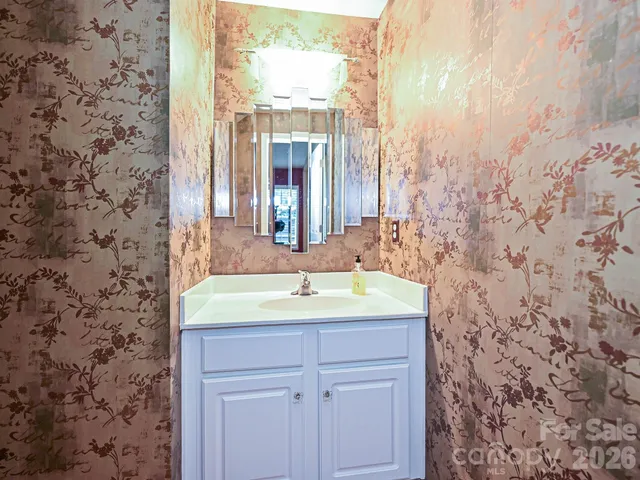 $440,000 | 9209 Mcalwaine Preserve Avenue, Charlotte, NC 28277