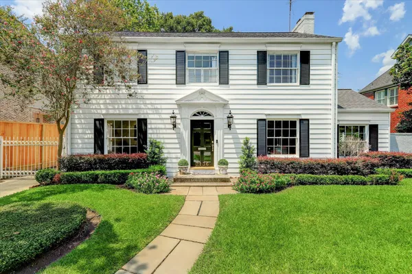 $7,000 | 2136 Pelham Drive, Houston, TX 77019