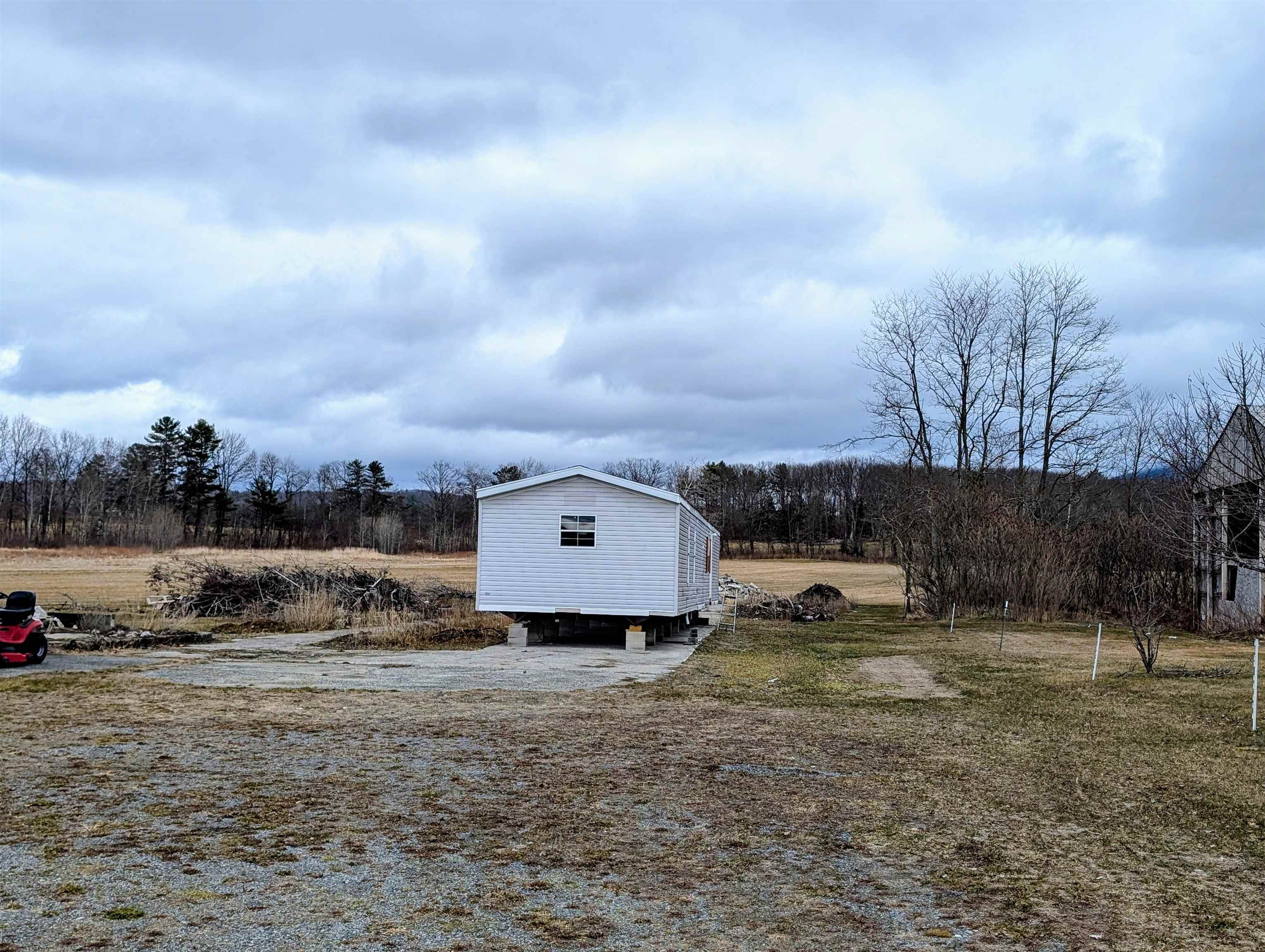 317 Brushwood Road Haverhill, NH 03774 - Photo 7 of 13