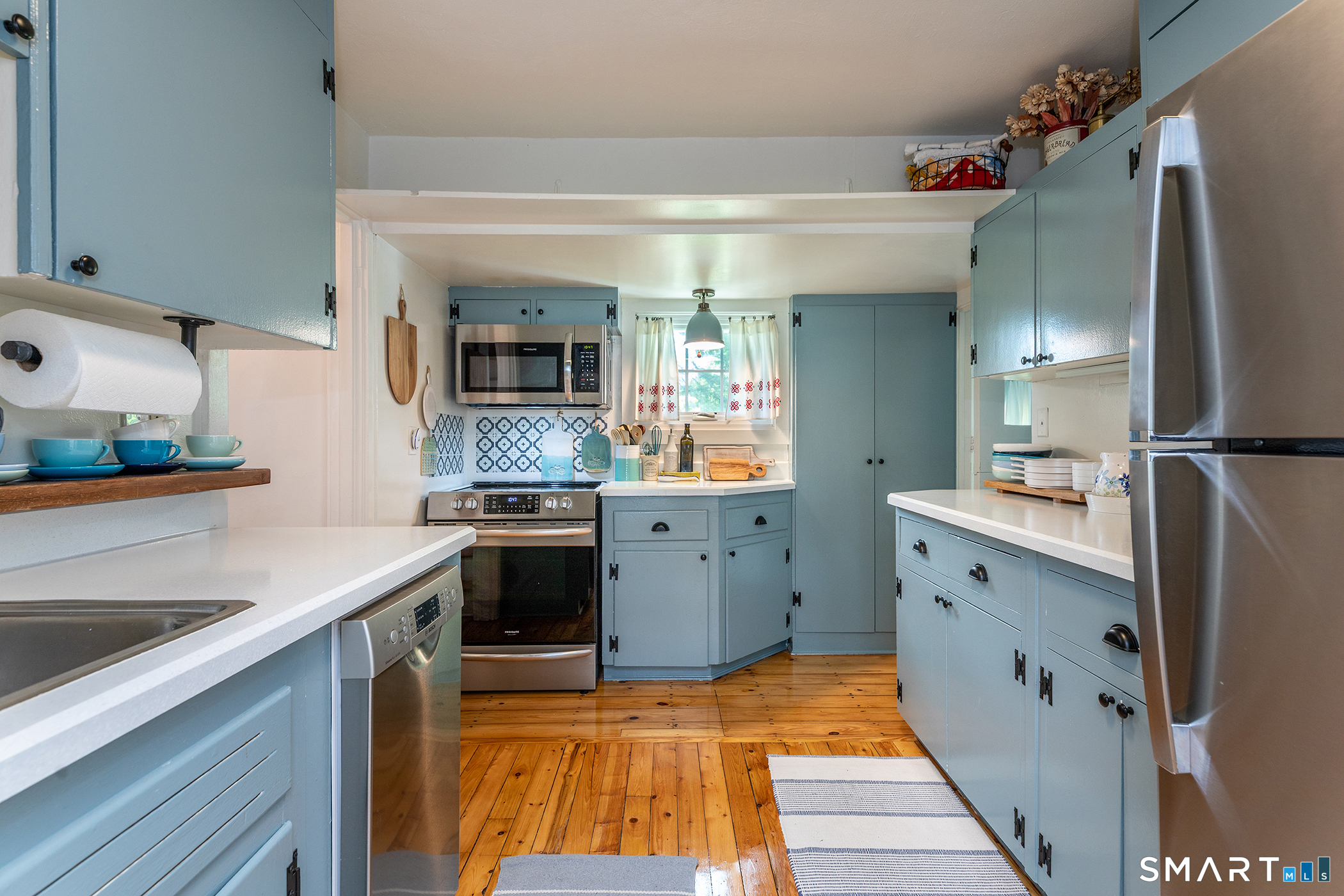 89 North Main Street Kent, CT 06757 - Photo 3 of 35