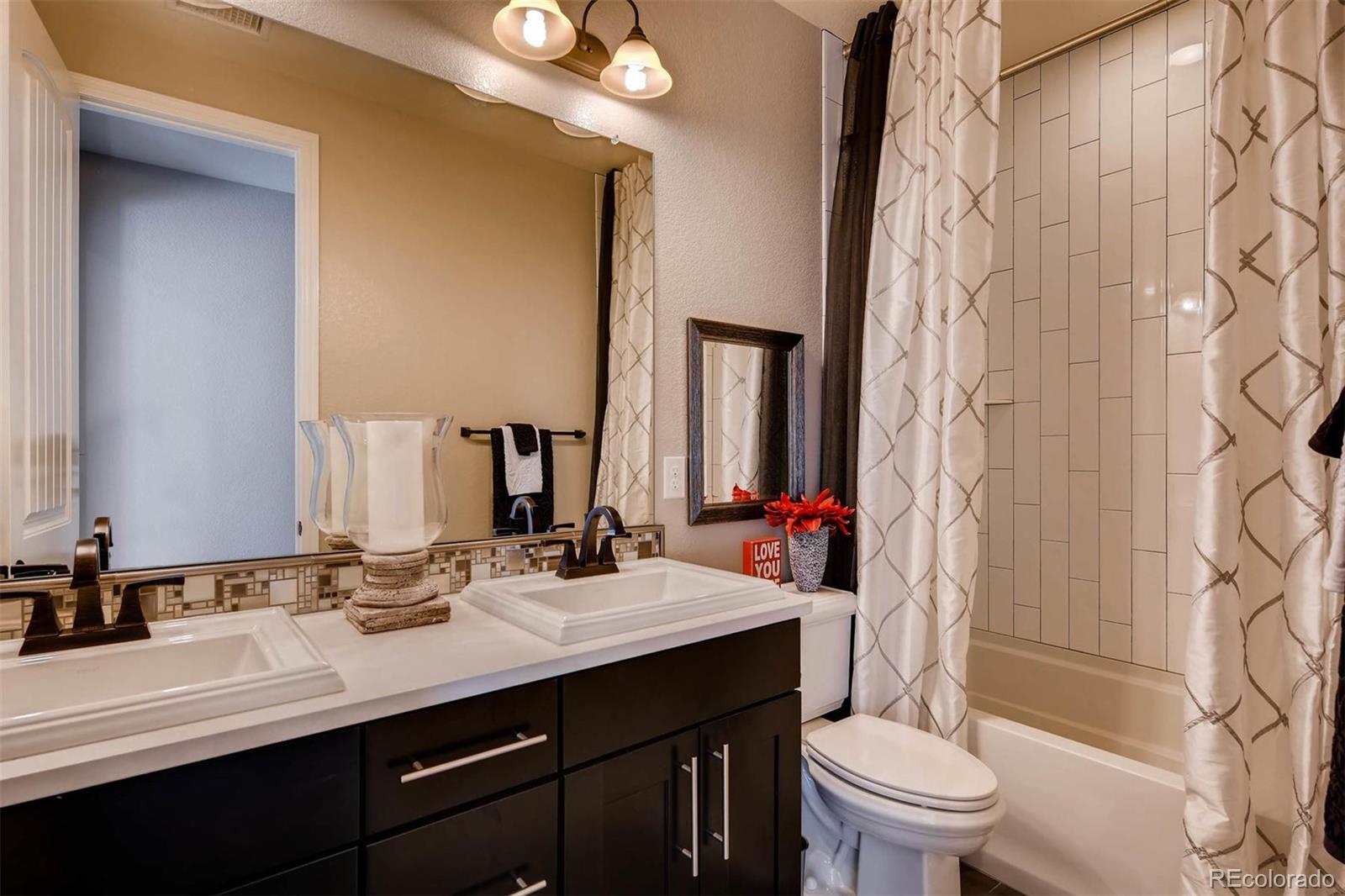 10807 Timberdash Avenue Highlands Ranch, CO 80126 - Photo 26 of 35 Gallery Image 26