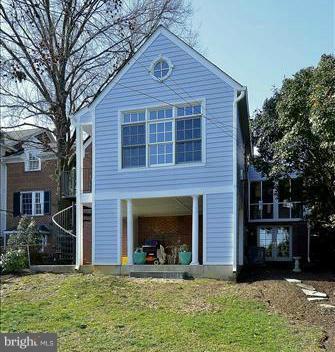 407 Rucker Place Alexandria, VA 22301 - Photo 20 of 26 Exterior (Rear)