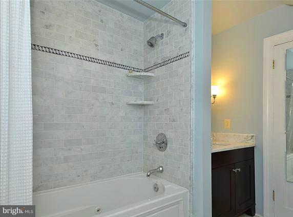 407 Rucker Place Alexandria, VA 22301 - Photo 3 of 26 Bath