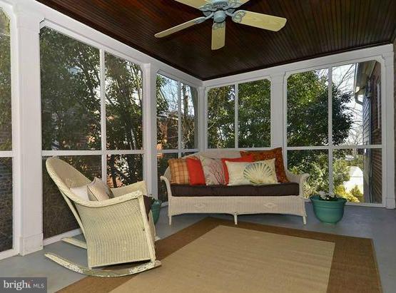 407 Rucker Place Alexandria, VA 22301 - Photo 22 of 26 Screen Porch