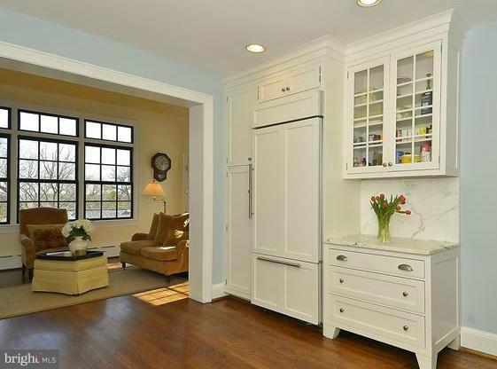 407 Rucker Place Alexandria, VA 22301 - Photo 5 of 26 Dining Room