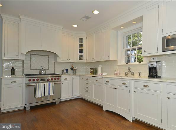 407 Rucker Place Alexandria, VA 22301 - Photo 6 of 26 Kitchen