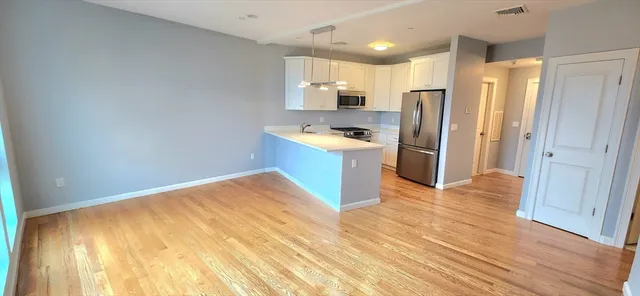 $3,200 | 172 Kimball Avenue, Unit 3B, Revere, MA 02151