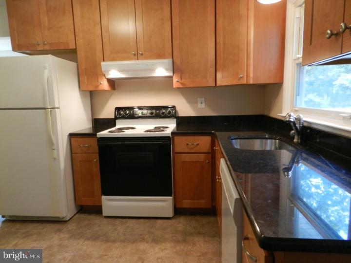 270 Oaklyn Road Coatesville, PA 19320 - Photo 3 of 18 Gallery Image 3