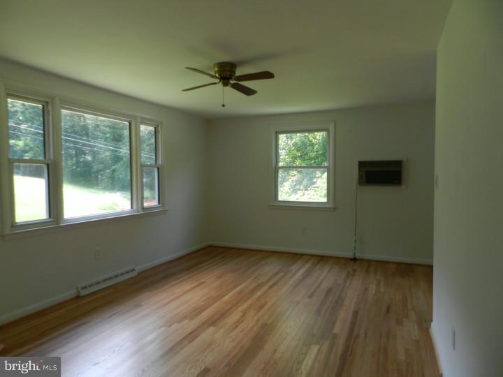 270 Oaklyn Road Coatesville, PA 19320 - Photo 4 of 18 Gallery Image 4
