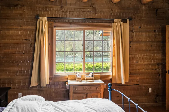 $799,000 | 381 Deadwood Road, Lewiston, CA 96052