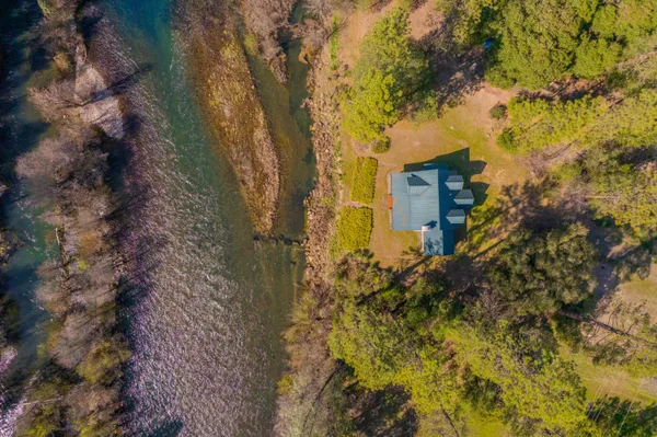 $774,900 | 381 Deadwood Road, Lewiston, CA 96052
