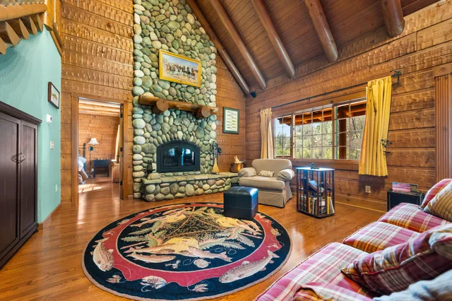 $799,000 | 381 Deadwood Road, Lewiston, CA 96052