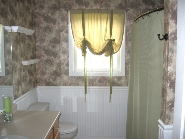 355 Springdale Road Westfield, MA 01085 - Photo 17 of 19 Gallery Image 17