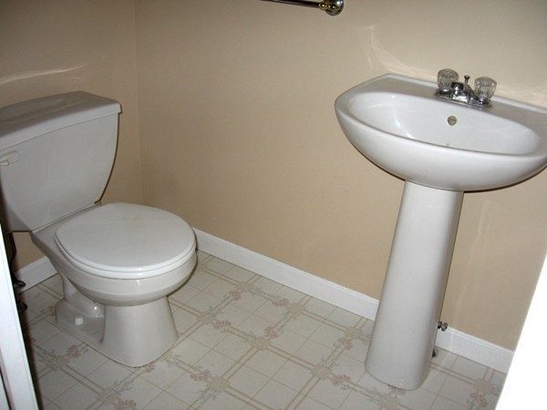 355 Springdale Road Westfield, MA 01085 - Photo 19 of 19 Gallery Image 19