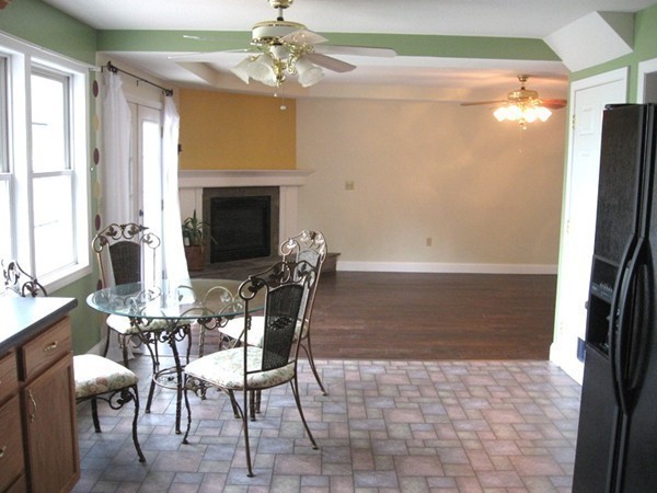 355 Springdale Road Westfield, MA 01085 - Photo 6 of 19 Gallery Image 6