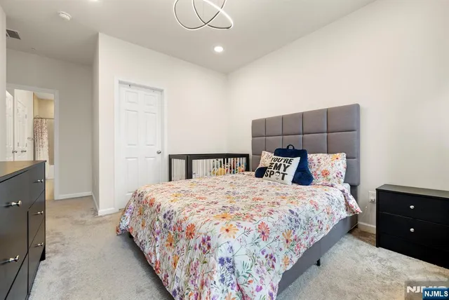 $3,175 | 22 Leahy Drive, Wood-Ridge, NJ 07075