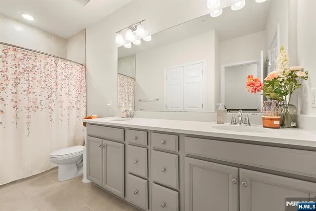 $3,175 | 22 Leahy Drive, Wood-Ridge, NJ 07075