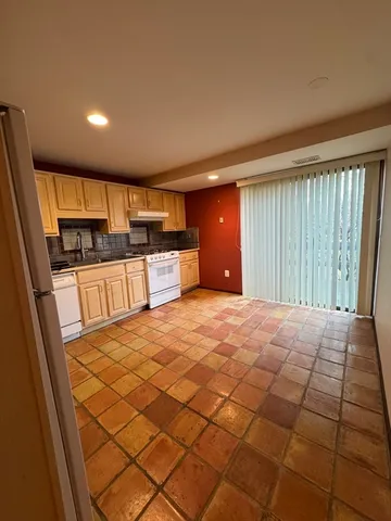 $3,100 | 445 Old Stone Brook, Unit 445, Acton, MA 01718