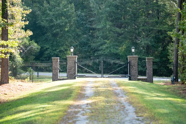 $1,900,000 | 7622 Farmville Road, Farmville, VA 23901