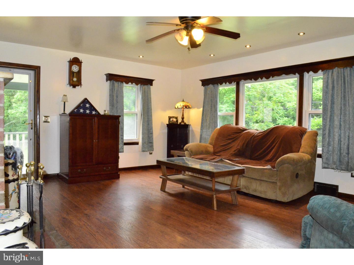 643 Raritan Avenue Atco, NJ 08004 - Photo 2 of 25 Gallery Image 2