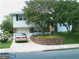 9962 Dungan Road Philadelphia, PA 19115 - Photo 1 of 12 Exterior Front