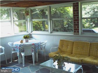 9962 Dungan Road Philadelphia, PA 19115 - Photo 6 of 12 Sun Room
