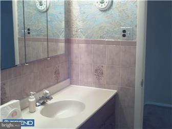 9962 Dungan Road Philadelphia, PA 19115 - Photo 10 of 12 Bathroom