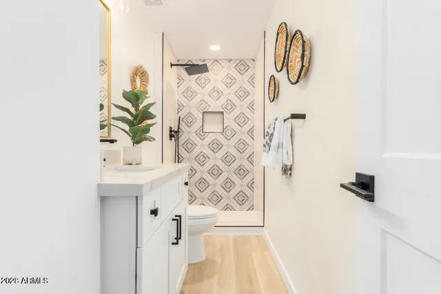 $2,800 | 3505 East Campbell Avenue, Unit 17, Phoenix, AZ 85018