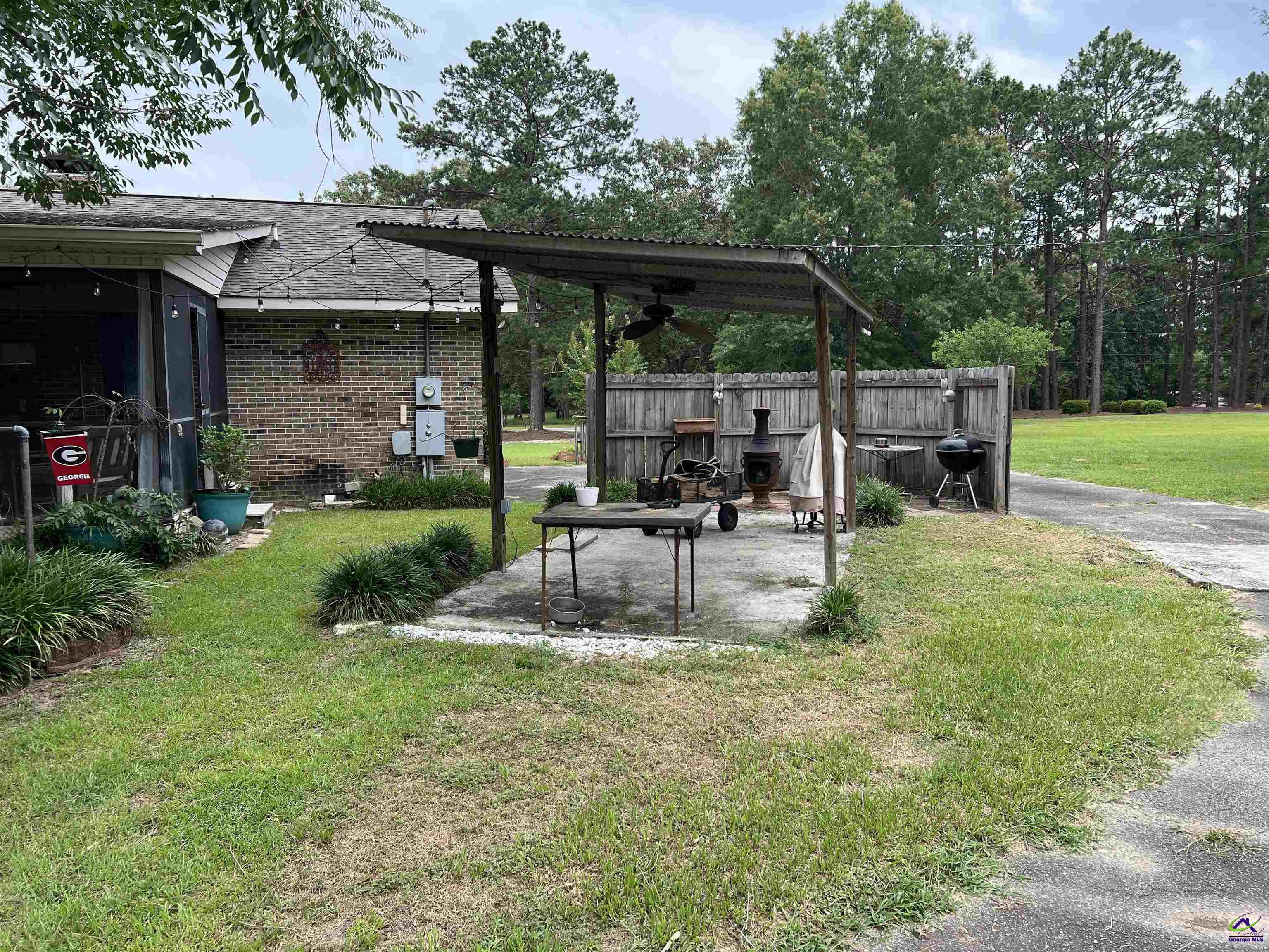 214 Country Club Circle Cochran, GA 31014 - Photo 35 of 63