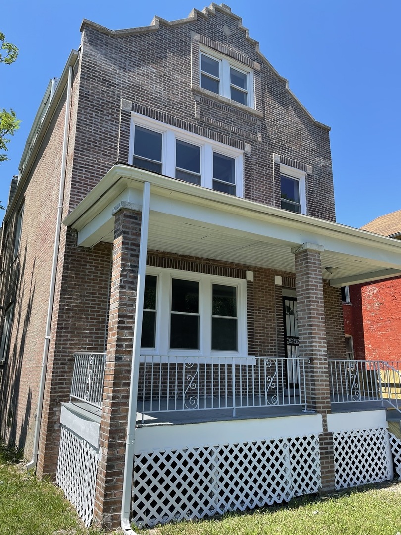 2234 South Ridgeway Avenue Chicago, IL 60623 - Photo 3 of 14