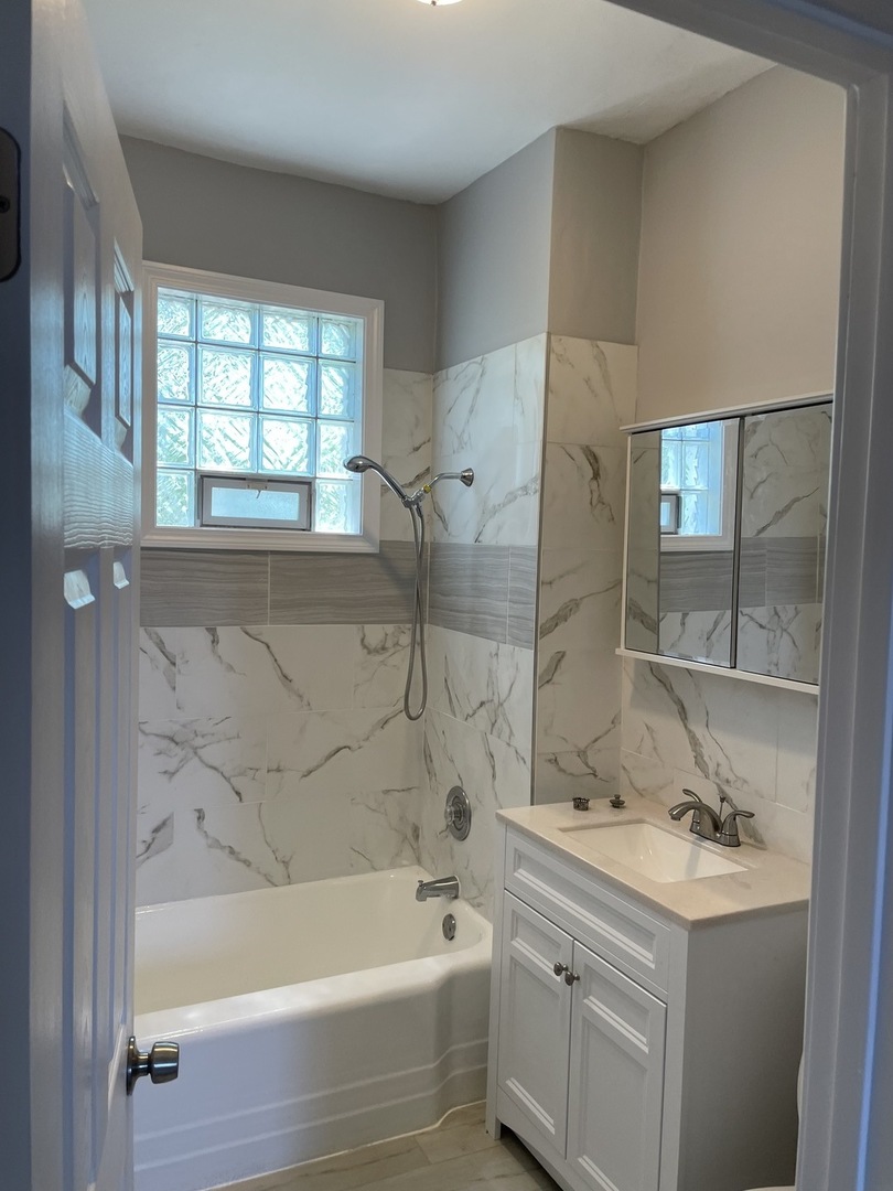 2234 South Ridgeway Avenue Chicago, IL 60623 - Photo 5 of 14