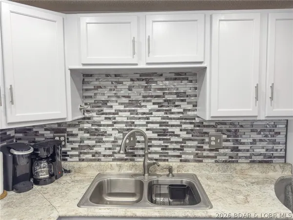 $299,000 | 30031 Oak Knoll Road, Rocky Mount, MO 65072