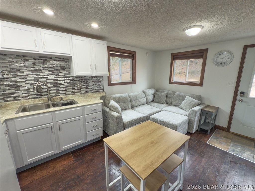 30031 Oak Knoll Road Rocky Mount, MO 65072 - Photo 14 of 59