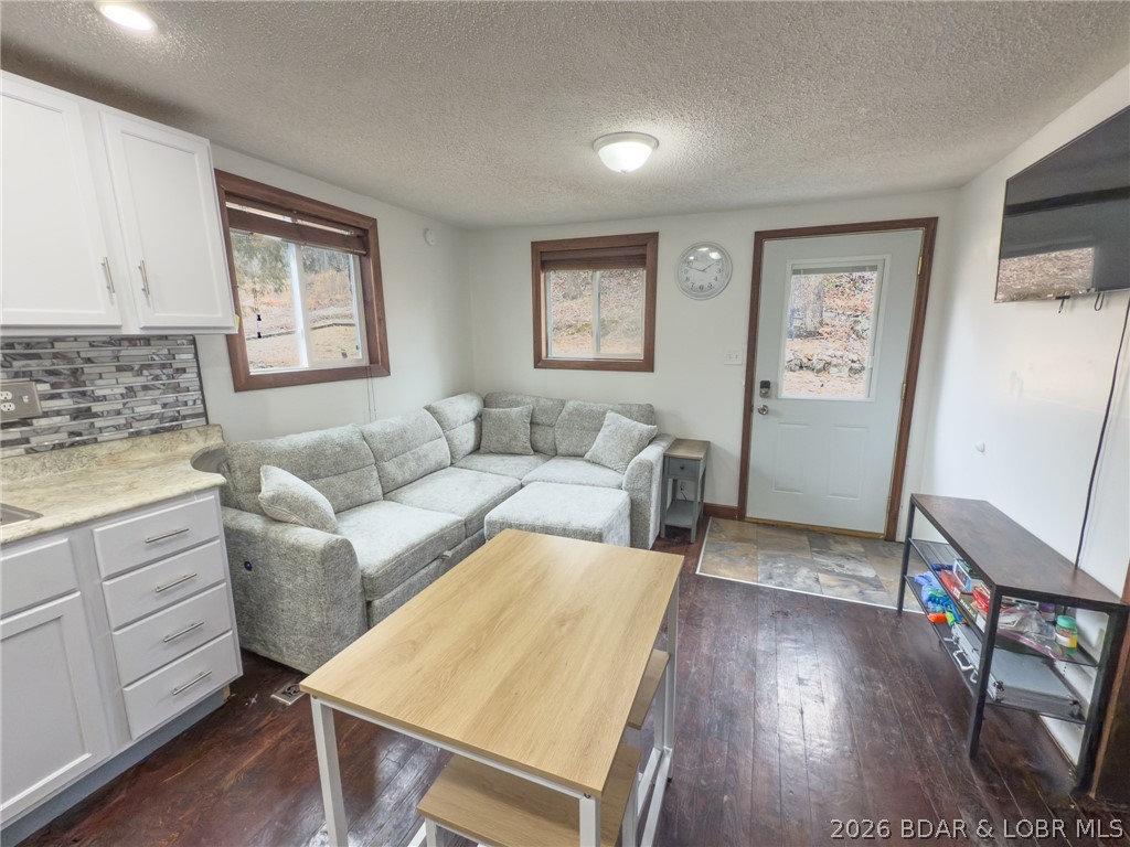 30031 Oak Knoll Road Rocky Mount, MO 65072 - Photo 18 of 59