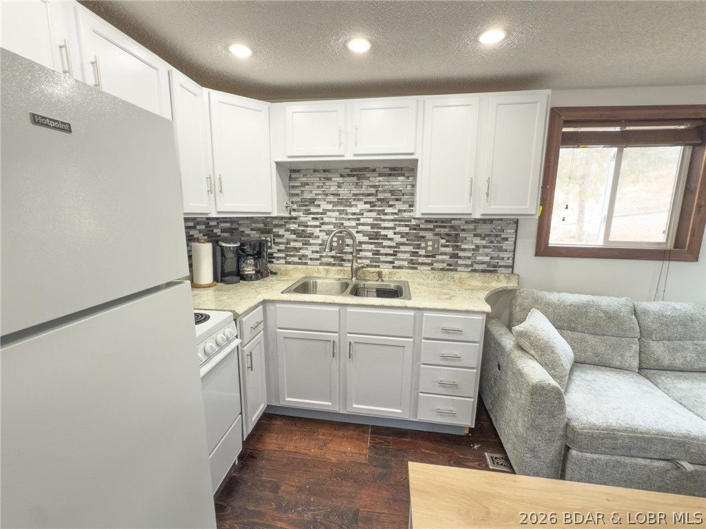 30031 Oak Knoll Road Rocky Mount, MO 65072 - Photo 24 of 59