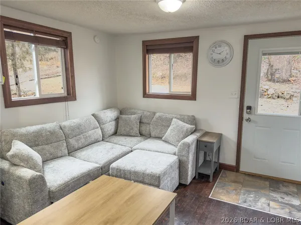 $299,000 | 30031 Oak Knoll Road, Rocky Mount, MO 65072