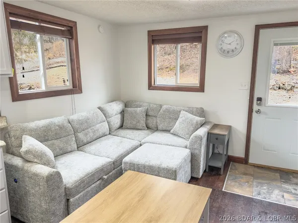 $299,000 | 30031 Oak Knoll Road, Rocky Mount, MO 65072