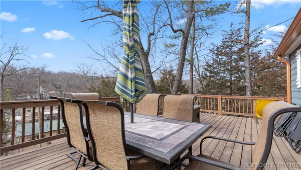 $299,000 | 30031 Oak Knoll Road, Rocky Mount, MO 65072