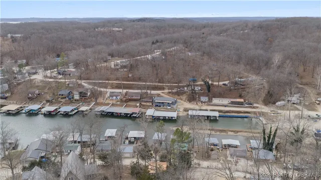 $335,000 | 30031 Oak Knoll Road, Rocky Mount, MO 65072