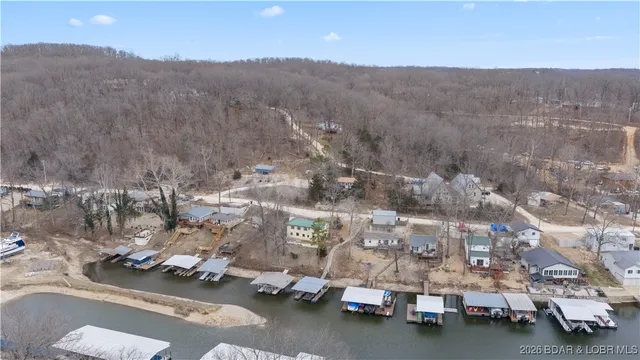 $335,000 | 30031 Oak Knoll Road, Rocky Mount, MO 65072