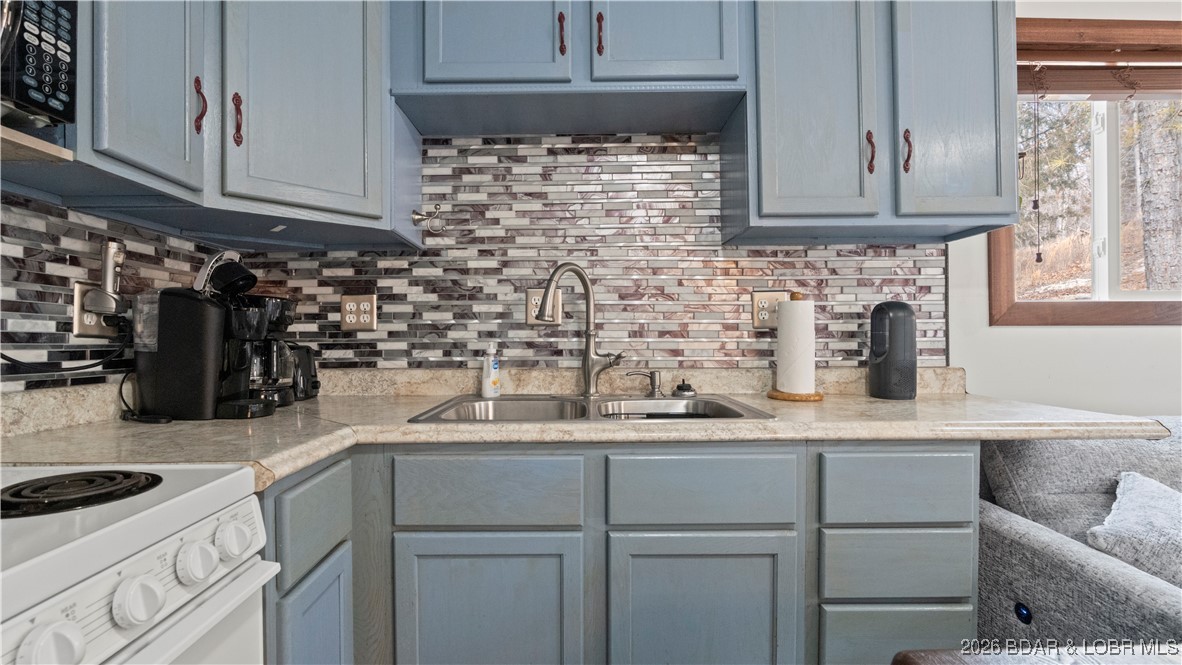 30031 Oak Knoll Road Rocky Mount, MO 65072 - Photo 8 of 49