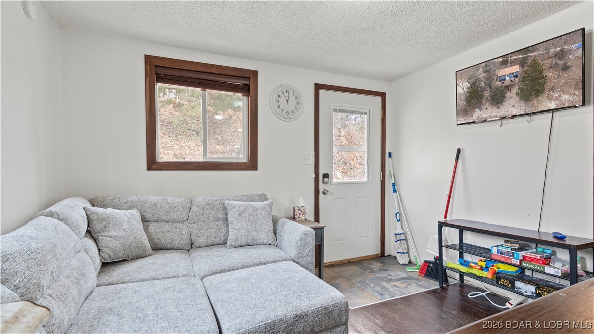 30031 Oak Knoll Road Rocky Mount, MO 65072 - Photo 10 of 49