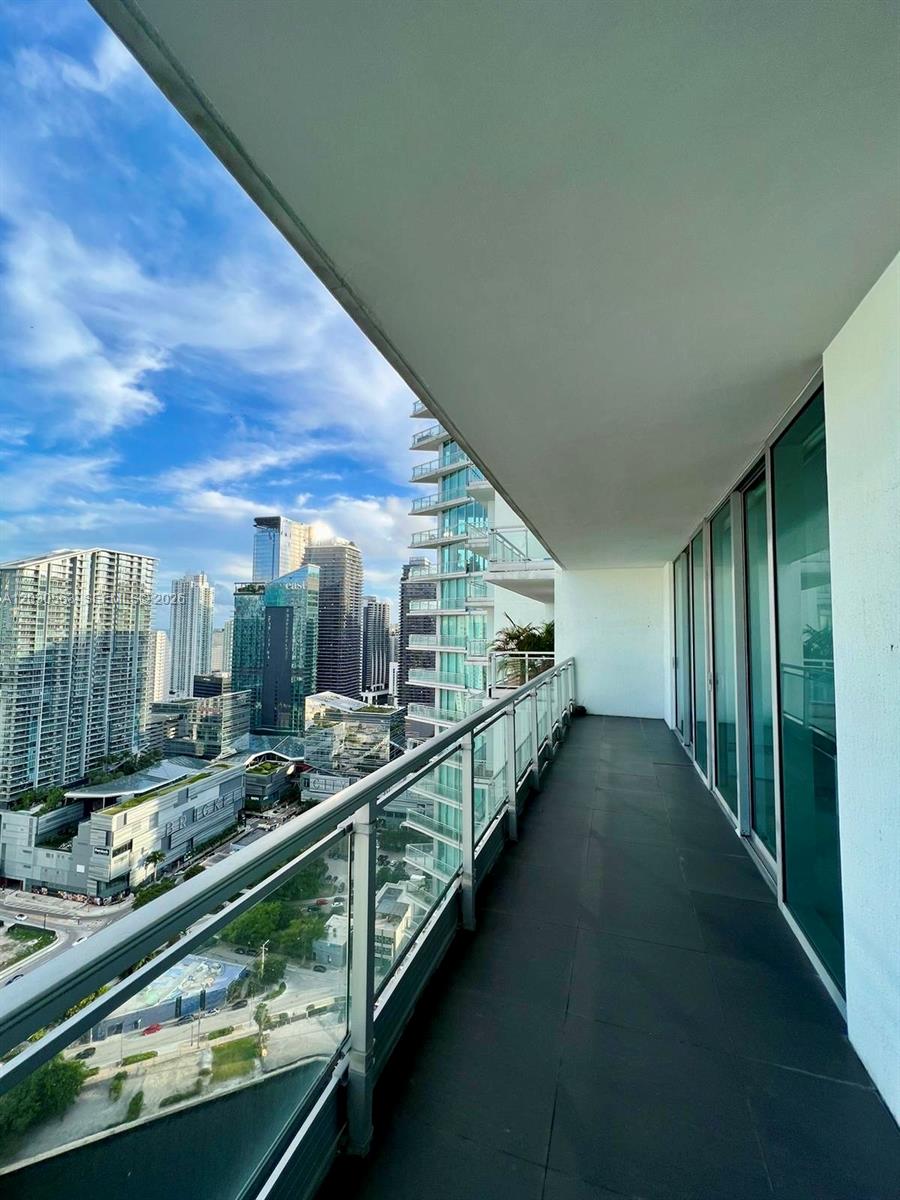 92 Southwest 3rd Street, Unit 4111 Miami, FL 33130 - Photo 29 of 50