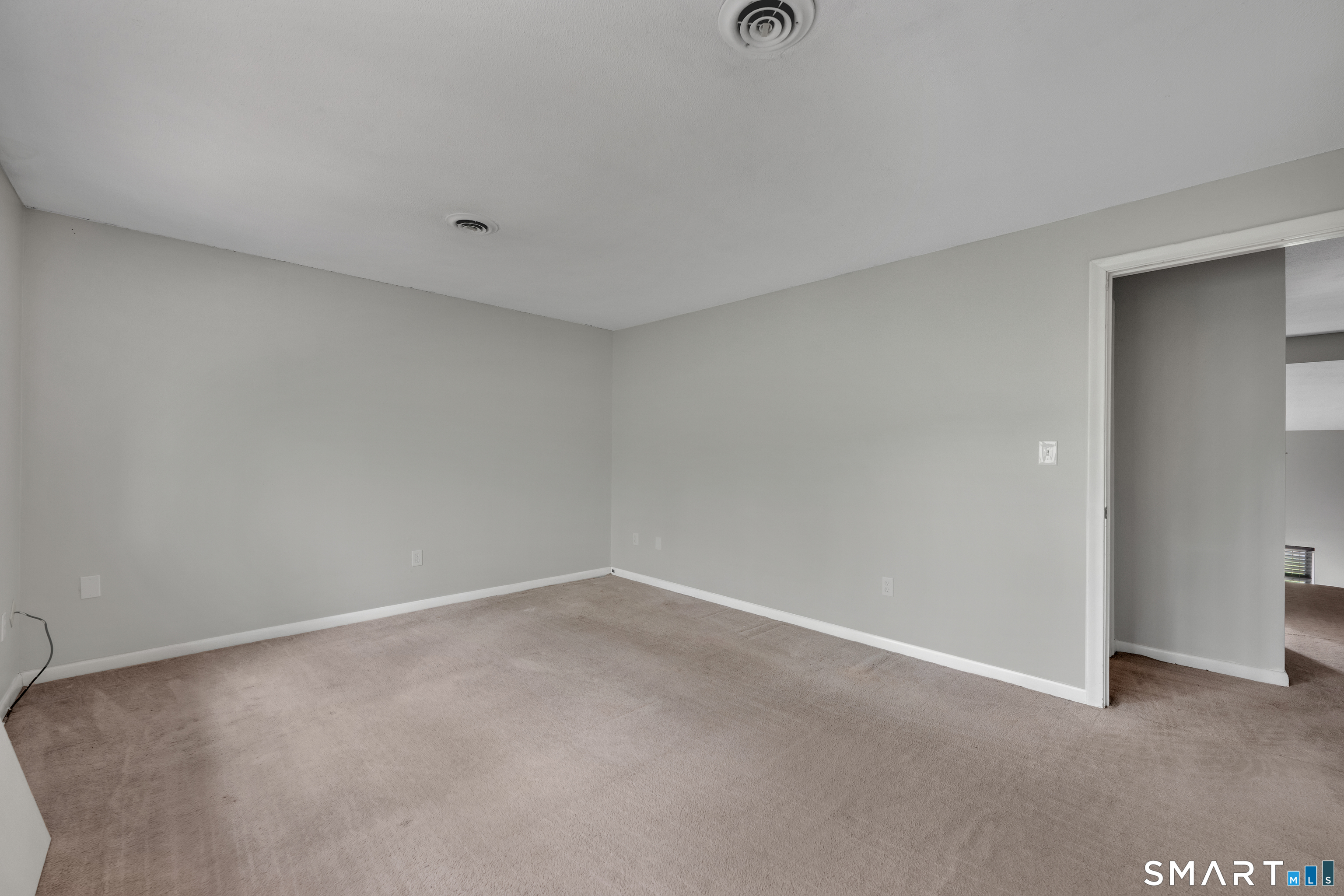 185 Spring Street, Unit 185 Wethersfield, CT 06109 - Photo 23 of 36
