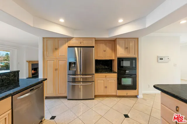 $6,800 | 32173 Sailview Lane, Westlake Village, CA 91361