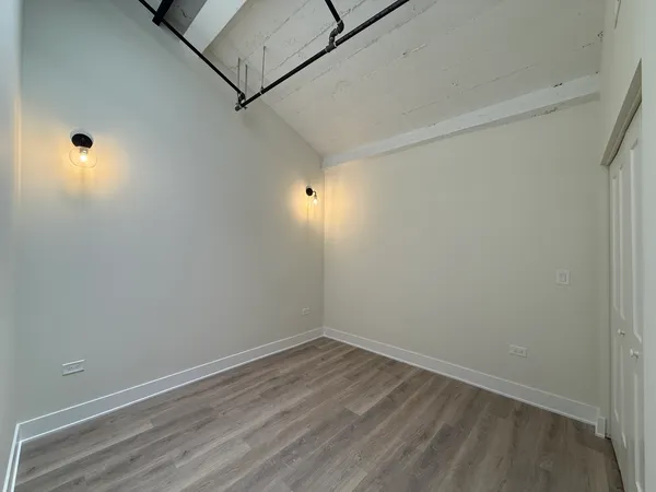 $4,149 | 1453 Maple Avenue, Unit 211, Evanston, IL 60201
